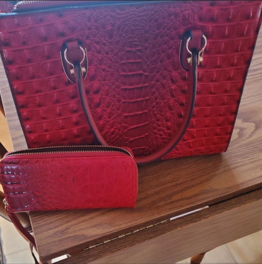 Elegant Red Crocodile-Embossed Tote Handbag PLUS Matching Wallet!!!